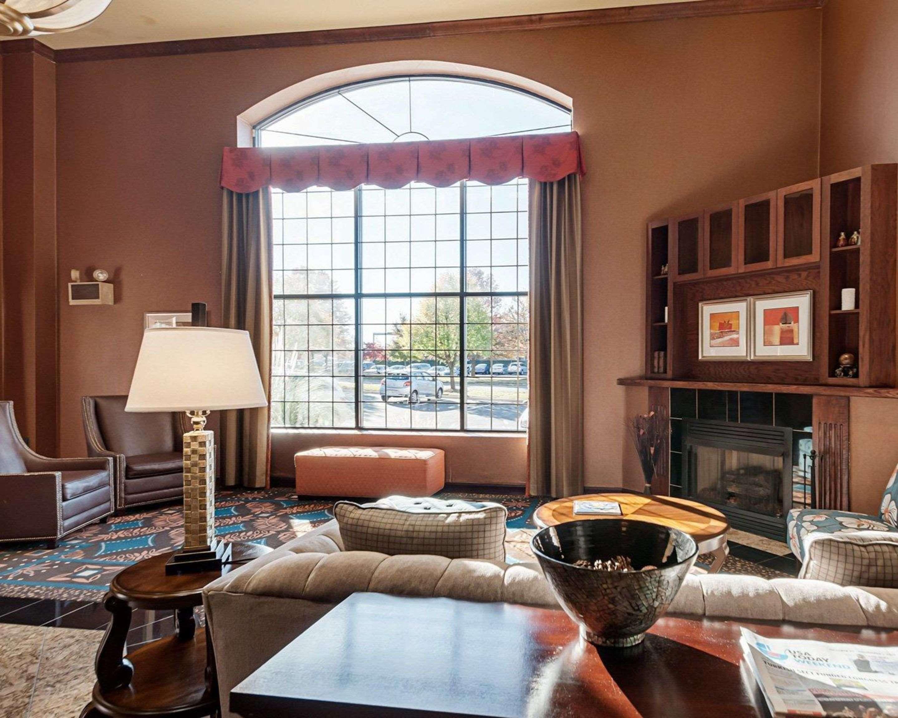 Comfort Suites Dulles Airport Шантіллі Екстер'єр фото